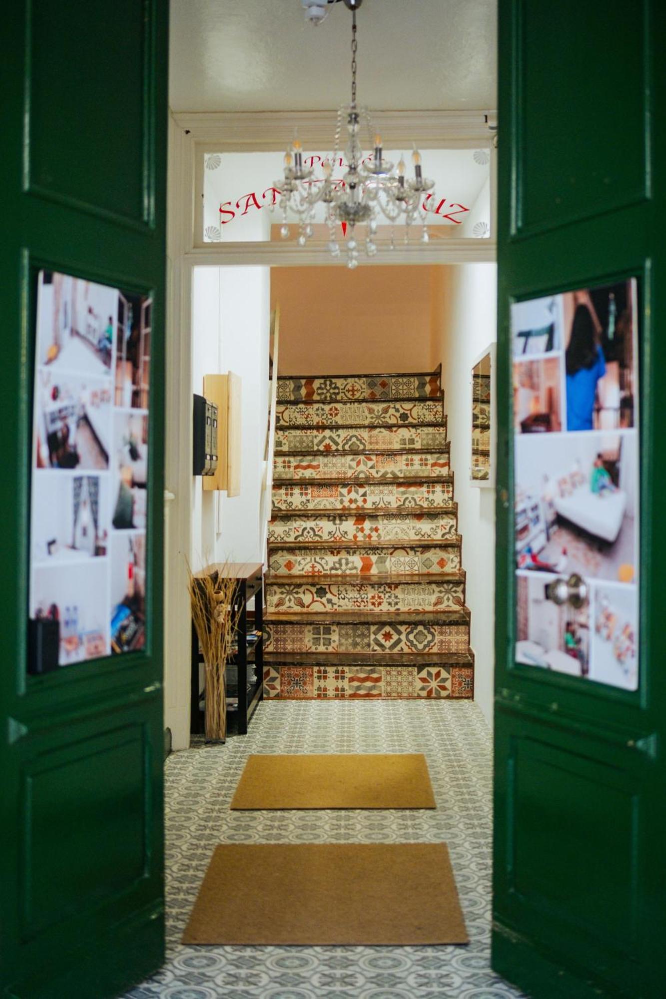 Hostal Santa Cruz ซานติอาโก เด กอมโปสเตลา ภายนอก รูปภาพ